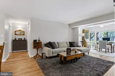 2205 Hunters Run Drive, Reston, VA 20191 - Photo 2