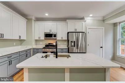 2614 Tarleton Corner Drive, Herndon, VA 20171 - Photo 4