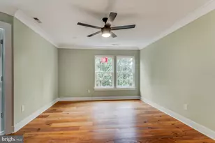 2614 Tarleton Corner Dr, Herndon, VA 20171 - Photo 20