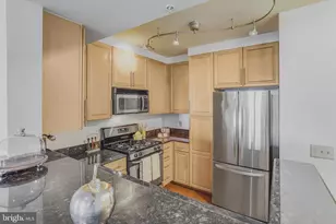 11760 Sunrise Valley Dr, Reston, VA 20191 - Photo 16