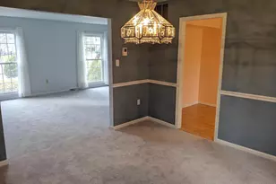 5301 New Church Ct, Fairfax, VA 22032 - Photo 8