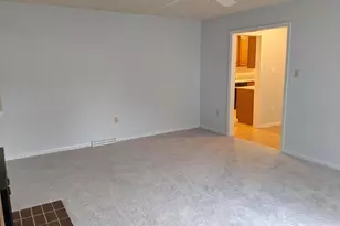 5301 New Church Ct, Fairfax, VA 22032 - Photo 10