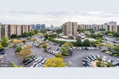 8360 Greensboro Drive #306, McLean, VA 22102 - Photo 4