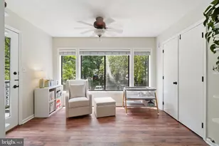 2263 Hunters Run Dr, Reston, VA 20191 - Photo 12