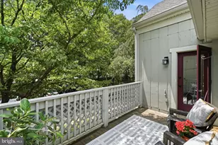 2263 Hunters Run Dr, Reston, VA 20191 - Photo 20