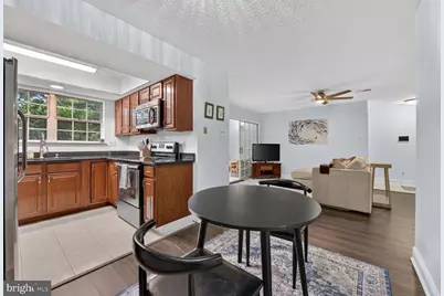 12103 Green Ledge Court #101, Fairfax, VA 22033 - Photo 10
