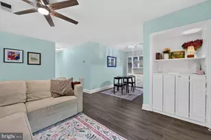 12103 Green Ledge Ct, Fairfax, VA 22033 - Photo 8