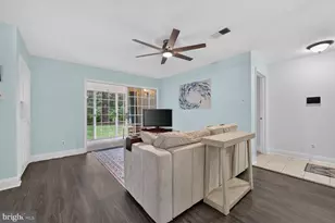 12103 Green Ledge Ct, Fairfax, VA 22033 - Photo 6