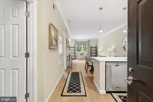 1645 International Dr, McLean, VA 22102 - Photo 4