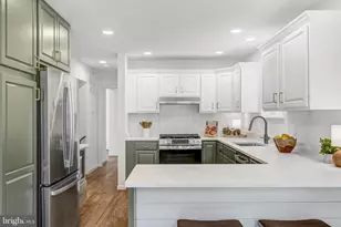 5301 Pommeroy Dr, Fairfax, VA 22032 - Photo 10