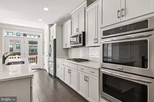 3698 Ambrose Hills Rd, Falls Church, VA 22041 - Photo 22
