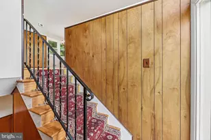 4712 Springbrook Dr, Annandale, VA 22003 - Photo 2