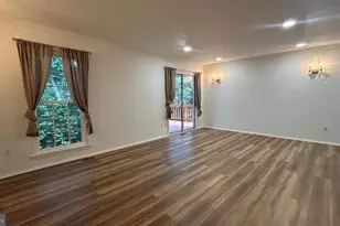 10603 Reed's Landing Cir, Burke, VA 22015 - Photo 4