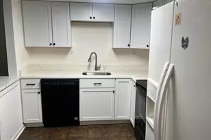 367 Linden Ct, Herndon, VA 20170 - Photo 6