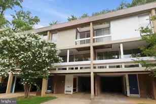 11510 Maple Ridge Rd, Reston, VA 20190 - Photo 1