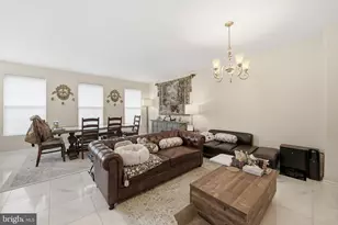 4118 Brookgreen Dr, Fairfax, VA 22033 - Photo 2