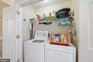 4118 Brookgreen Dr, Fairfax, VA 22033 - Photo 18