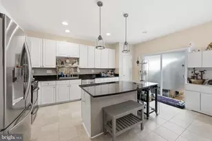 4118 Brookgreen Dr, Fairfax, VA 22033 - Photo 4