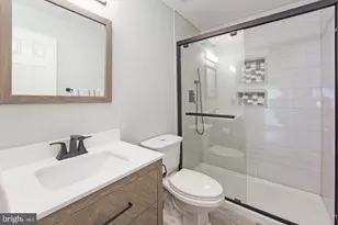 6624 Thurlton Dr, Alexandria, VA 22315 - Photo 22