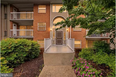 1923 Wilson Lane #201, McLean, VA 22102 - Photo 2