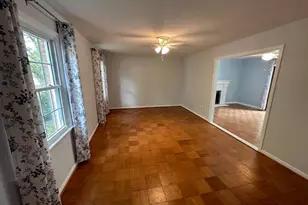 13524 Ellendale Dr, Chantilly, VA 20151 - Photo 2