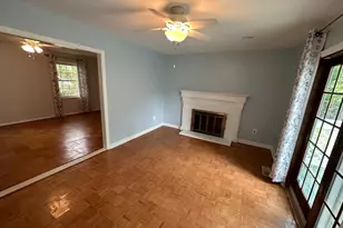 13524 Ellendale Dr, Chantilly, VA 20151 - Photo 4