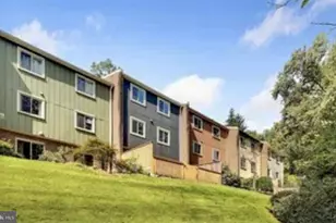 1415 Greenmont Ct, Reston, VA 20190 - Photo 26