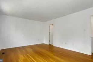 1415 Greenmont Ct, Reston, VA 20190 - Photo 16