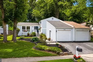 2240 Sanibel Dr, Reston, VA 20191 - Photo 2