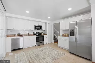 2240 Sanibel Drive, Reston, VA 20191 - Photo 12