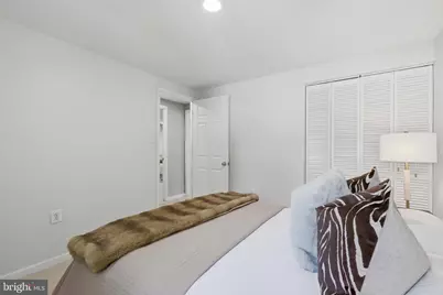 2240 Sanibel Drive, Reston, VA 20191 - Photo 32
