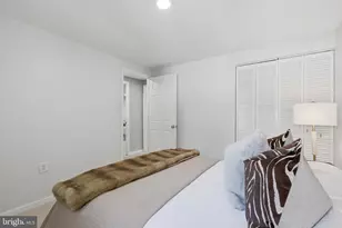 2240 Sanibel Dr, Reston, VA 20191 - Photo 32