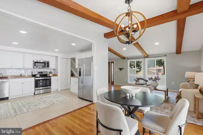 2240 Sanibel Drive, Reston, VA 20191 - Photo 8