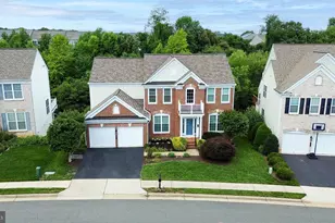 8204 Paper Birch Dr, Lorton, VA 22079 - Photo 4