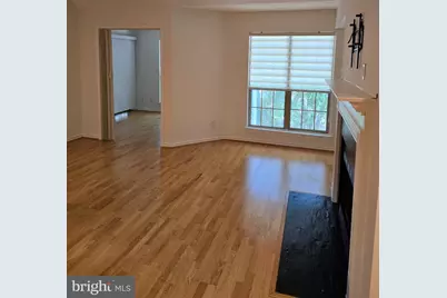 3900 Penderview Drive #1426, Fairfax, VA 22033 - Photo 4