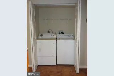 8201 Hensley Court, Alexandria, VA 22308 - Photo 12