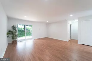 14421 Saguaro Pl, Centreville, VA 20121 - Photo 4