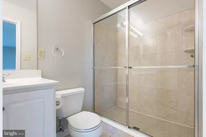 2000 Gallows Tree Lane, Vienna, VA 22182 - Photo 22