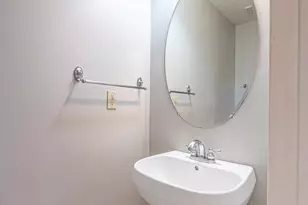 2000 Gallows Tree Ln, Vienna, VA 22182 - Photo 16