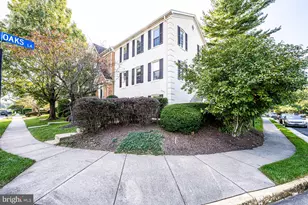 2000 Gallows Tree Ln, Vienna, VA 22182 - Photo 2