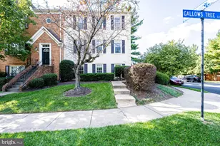 2000 Gallows Tree Ln, Vienna, VA 22182 - Photo 4