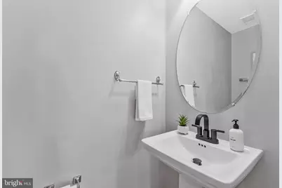 2000 Gallows Tree Lane, Vienna, VA 22182 - Photo 20