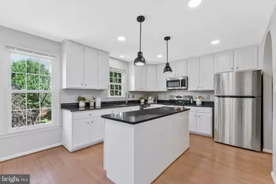 2000 Gallows Tree Lane, Vienna, VA 22182 - Photo 18