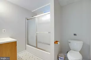 9720 Aspen Hollow Way, Fairfax, VA 22032 - Photo 32