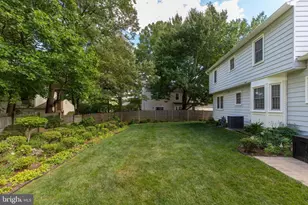 9720 Aspen Hollow Way, Fairfax, VA 22032 - Photo 38