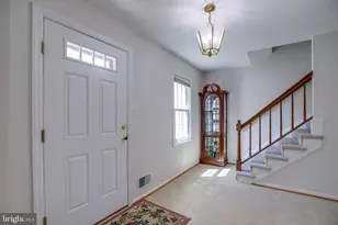 9720 Aspen Hollow Way, Fairfax, VA 22032 - Photo 2