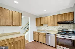 8236 Governors Ct, Alexandria, VA 22308 - Photo 14