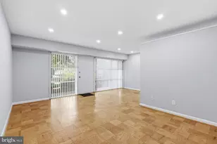 4203 Americana Dr, Annandale, VA 22003 - Photo 10