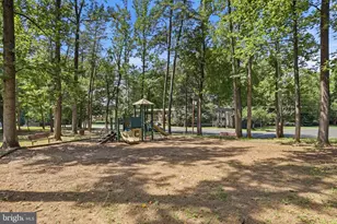 4203 Americana Dr, Annandale, VA 22003 - Photo 22