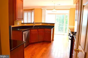 13626 Venturi Ln, Herndon, VA 20171 - Photo 4